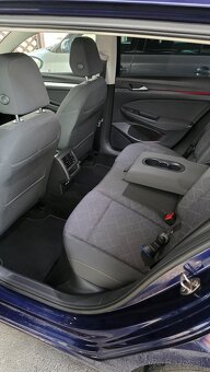 Volkswagen Golf VIII - 6