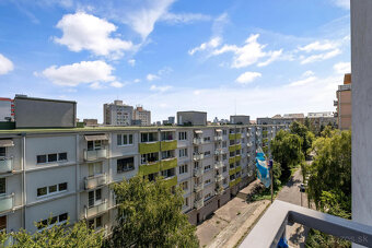 Moderný a svetlý byt, v ktorom je všetko pripravené na okamž - 6