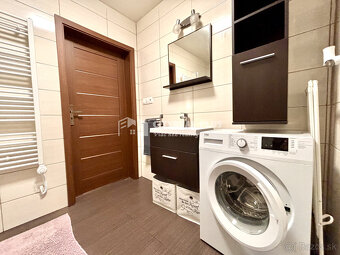 Ponúkame Vám na prenájom 2 izbový byt v rodinnom dome s gará - 6