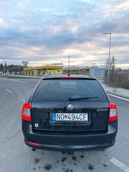 Škoda Octavia Combi 1.6 TDI DSG Facelift - 6