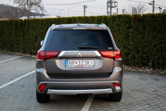 Mitsubishi Outlander 2.0i PHEV Hybrid - 6