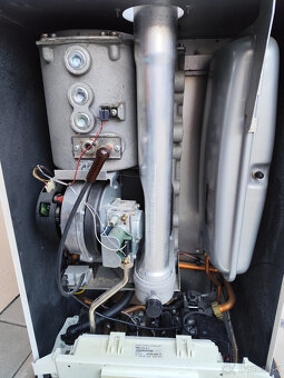 Kondenzačný kotol PROTHERM LEV 24 KKV - 6