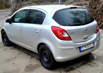 Opel corsa 2011 - 6