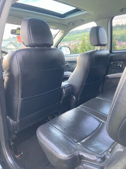 Predám Mitsubishi Outlander 4x4 (7 miest), webasto - 6