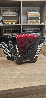 Chromaticky akordeon E-Soprani , B-system vhodny do ZUŠ - 6