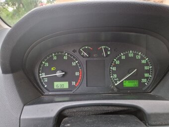 Škoda fabia 1.4 MPI - 6