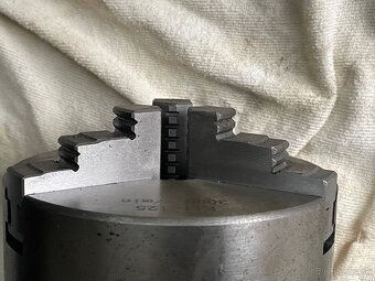 Predám nové sklučovadlo na sústruh VEVOR 125 mm - 6