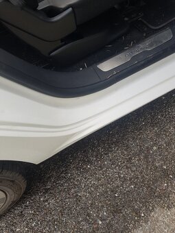 Predám Citroen C4 Picasso - 6
