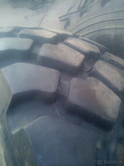 Pneu 365/85 R20 - 6