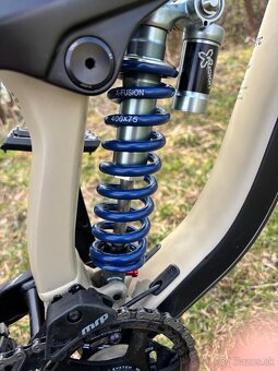 Down Hill bicykel CUVE TWO 15 PRO - 6