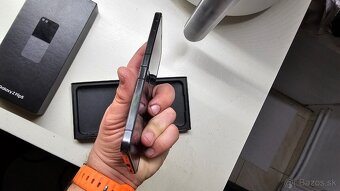 Samsung Galaxy Z Flip 5 tmavý 256GB - aj vymením - 6