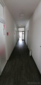 PRENÁJOM: kancelária, 37 m2, Námestie slobody - 6