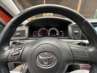 Toyota Corolla - 6