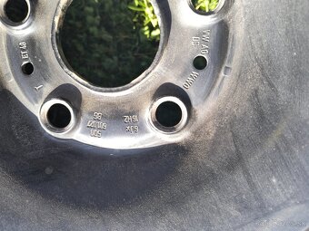 205/55R16 6Jx16 na plechových diskoch + nepoužitá rezerva - 6