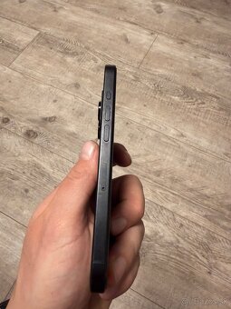 Apple iPhone 15 Pro 128GB - 6