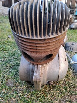 Motor jawa 250 559 panelka - 6