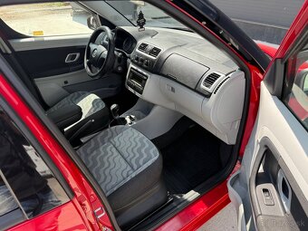 Škoda Roomster 1.4 Benzín - 6