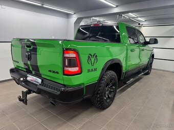 Dodge RAM 1500 Laramie Crew Cab 4x4 - 6