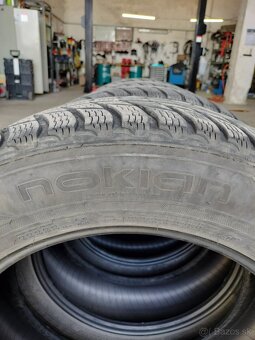 Nokian 215/65 R17 celoročné pneu - 6