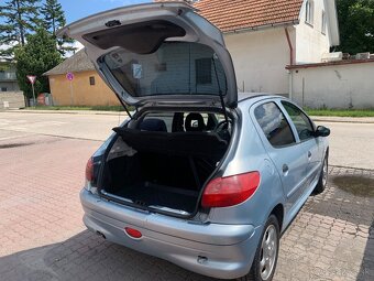 Peugeot 206 Automat 1.6 80 kW – jazdí, ale potrebuje servis - 6