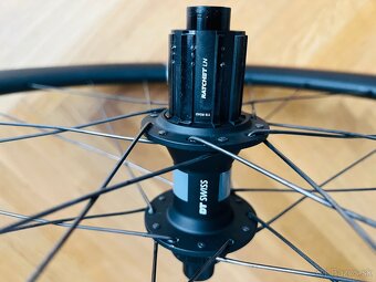 Predam sadu karbonovych kolies LOOK R50D - 6