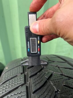 Zimné pneumatiky Dunlop 235/60R18 - 6