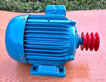 Predám 3 fázovy elektromotor MEZ Mohelnice 2,2kW - 6