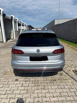 Volkswagen Touareg 3.0 V6 TDI SCR 286k Elegance 4Motion - 6