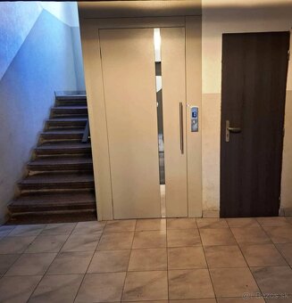 Rúbanisko I- 3-izbový byt 58m2,v štádiu začatej rekonštrukci - 6