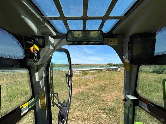 šmykom riadený nakladač - 6