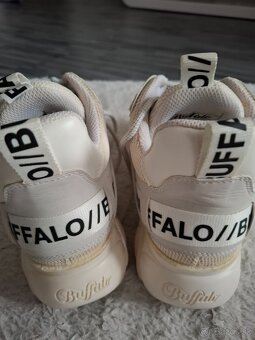 Buffalo botasky - 6