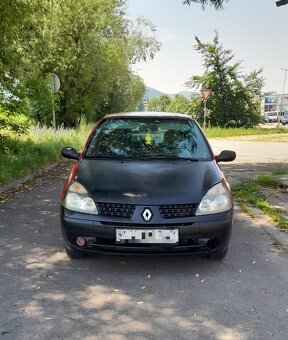 Clio II - 6