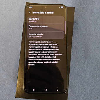 Samsung Galaxy S22 na ND - 6