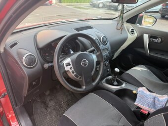 Nissan Qashqai 1.5 Cdi, prvý majiteľ - 6