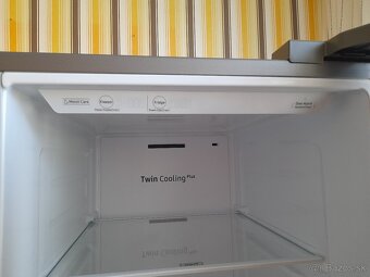 Americká chladnička Samsung RS66N8100SL - Top stav - 6