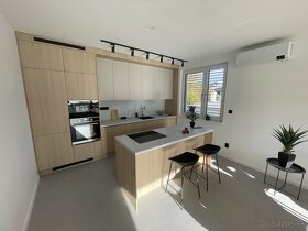 4 izbový byt komplet zariadený penthouse(132m2) - 6