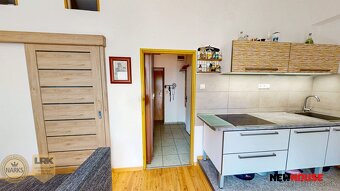 Zariadený 1,5 izbový byt s terasou a parkovacím miestom - Ve - 6