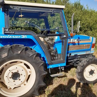 Traktor ISEKI - 6