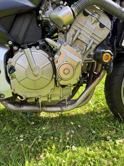 Honda hornet 600 - 6