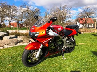 Honda CBR 900RR Fireblade SC33, Top stav, nová cena - 6