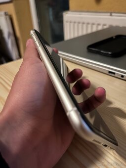 iPhone 11 64gb white - 6