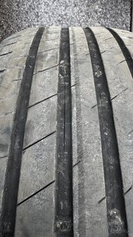 225/45 r18 Goodyear efficientgrip - 6