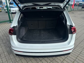 Volkswagen Tiguan 2.0 TDi R-Line 4Motion DSG - 6