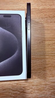 iPhone 15 Pro Max 256 GB - 6