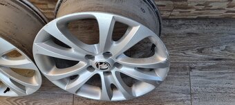 Predam orginal Skoda Trifid elektrony 5x112 r17 et49 J7,5 - 6