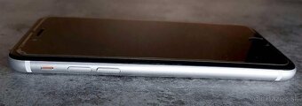 iPhone SE 2020 64 gb - 6