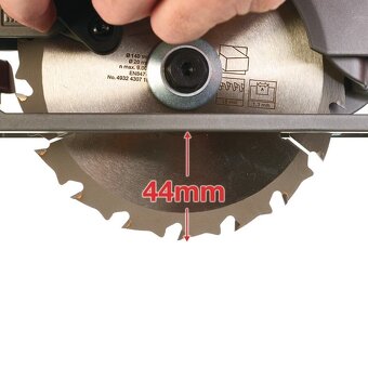 MILWAUKEE M12 FUEL™ Kompaktná okružná píla M12CCS44 - 6