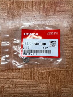 Honda CR125R 1999 originalne diely - 6