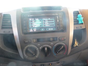 Toyota Hilux 2,5 106kw - 6