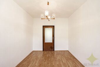 Zvýhodnená cena: Exkluzívne na predaj priestranný čiastočne  - 6